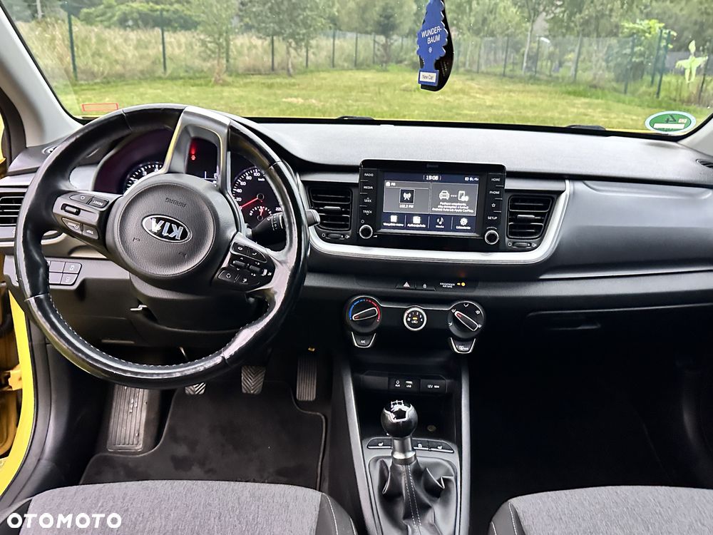 Kia Stonic - 8