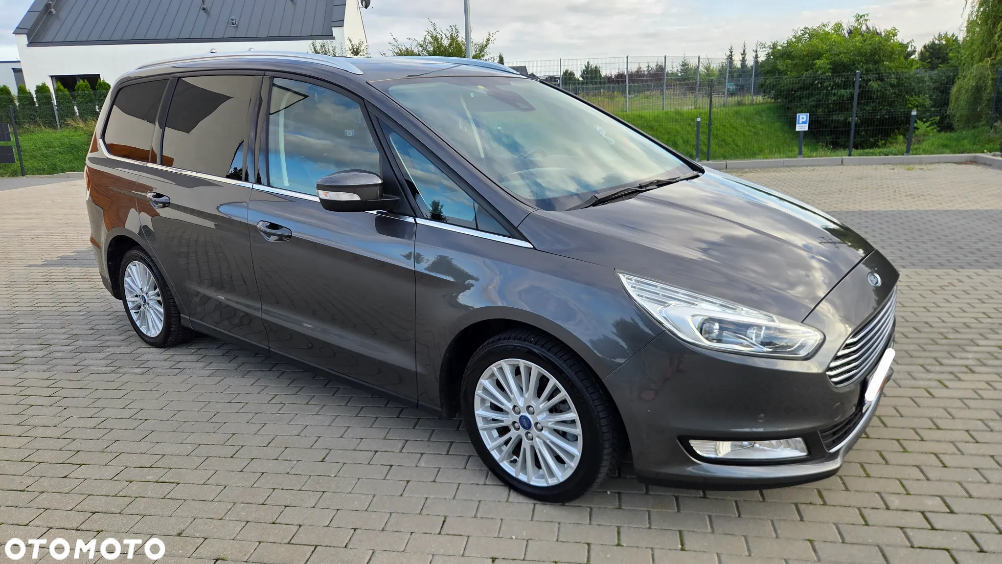 Ford Galaxy 2.0 TDCi 4WD Titanium PowerShift - 14