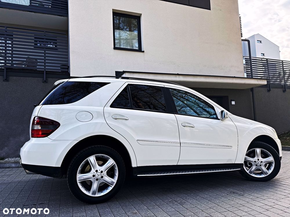 Mercedes-Benz ML 350 4Matic 7G-TRONIC Edition 10 - 14