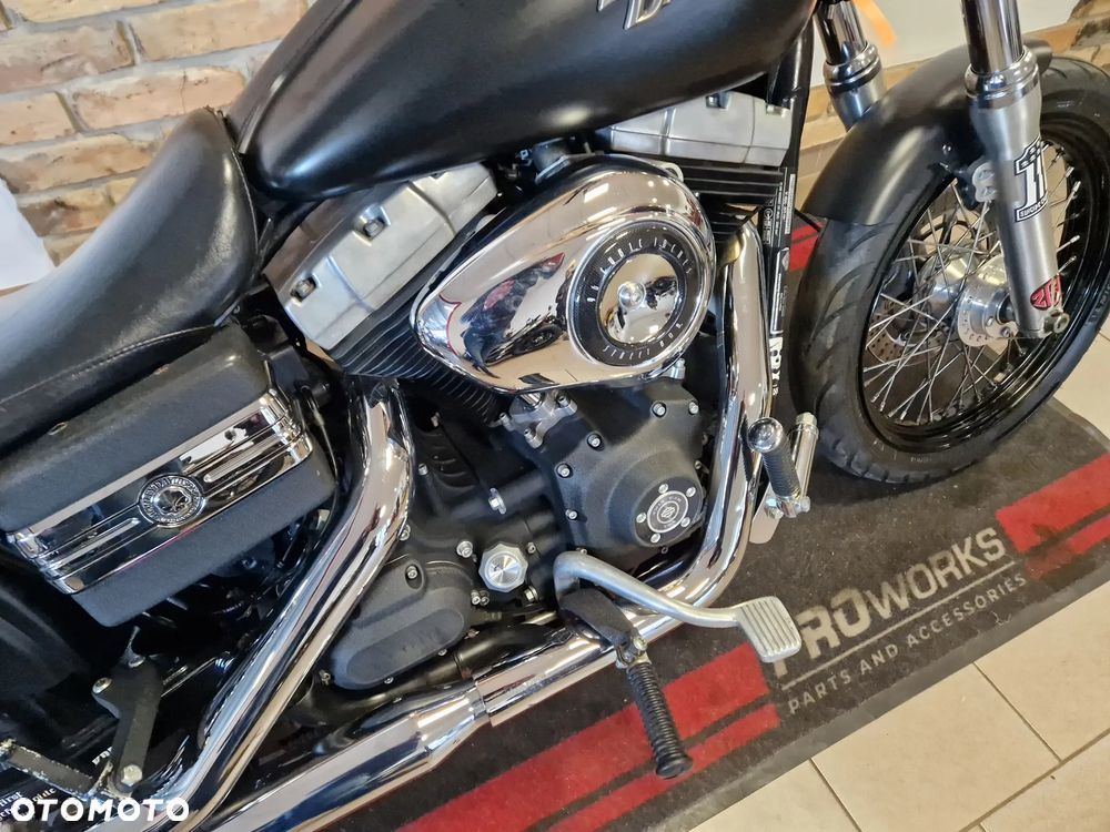Harley-Davidson Dyna Street Bob - 26