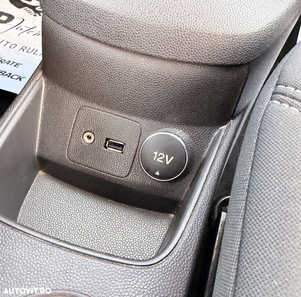 Ford Fiesta 1.5 TDCi St&St Ambiente - 19