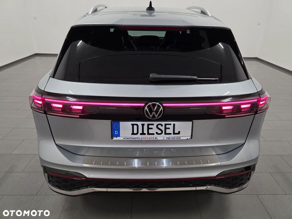 Volkswagen Tiguan 2.0 TDI SCR DSG R-Line - 37