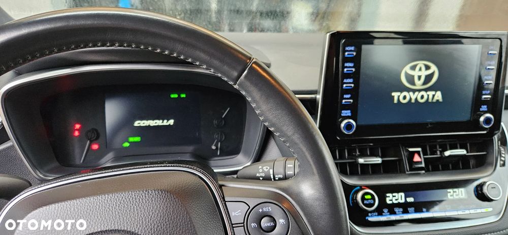 Toyota Corolla 1.8 Hybrid Comfort - 17