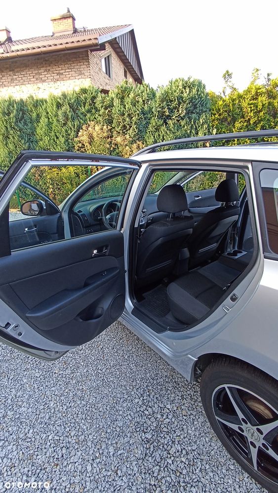 Hyundai i30 1.6 CRDi Comfort - 9