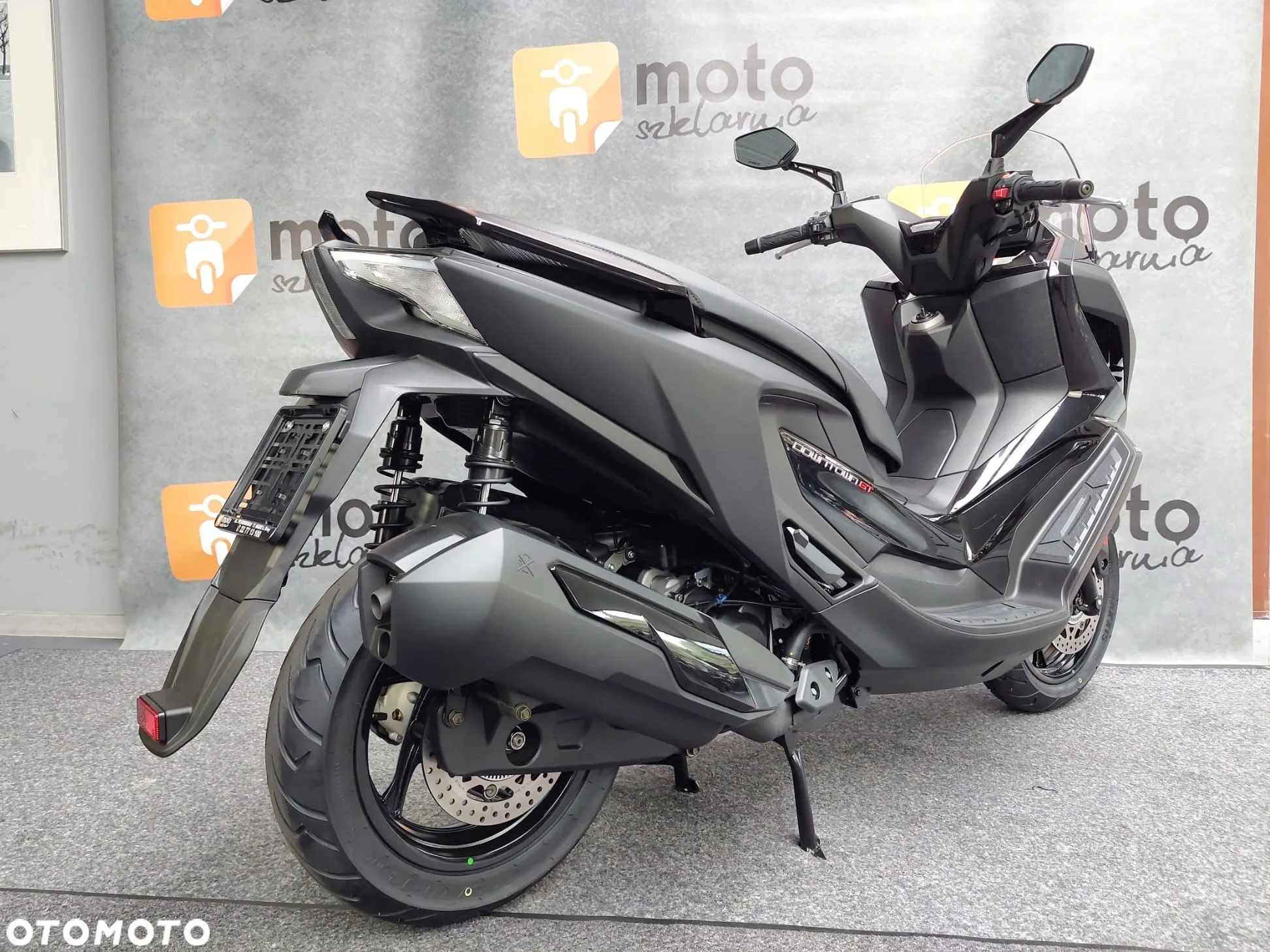 Kymco Downtown - 4