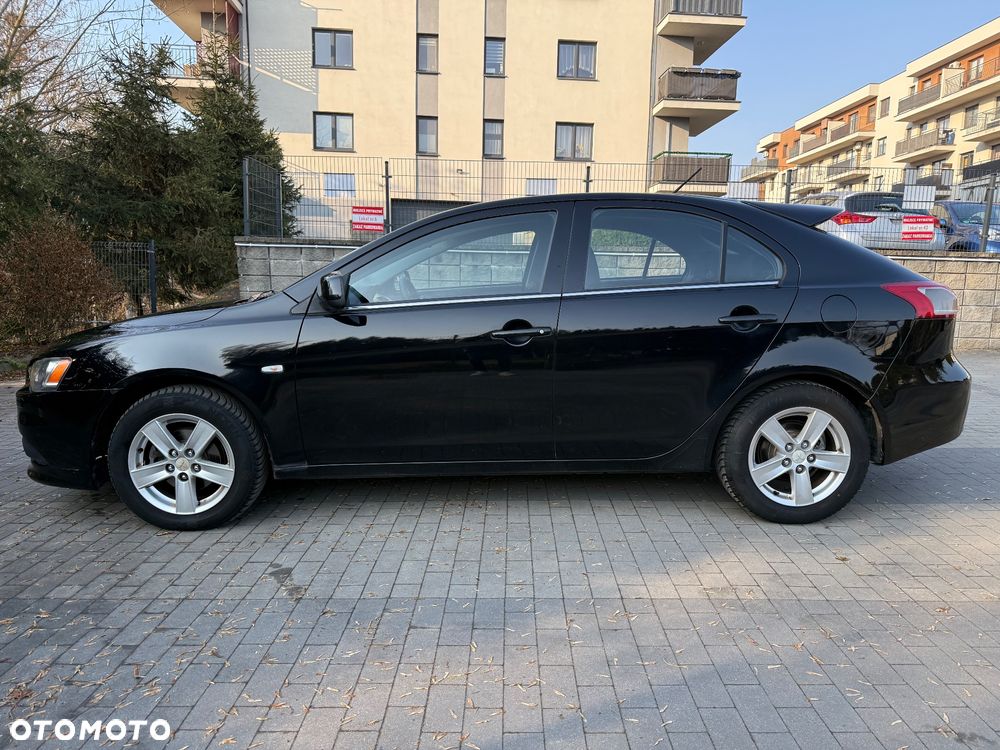 Mitsubishi Lancer 1.8 Intense - 10