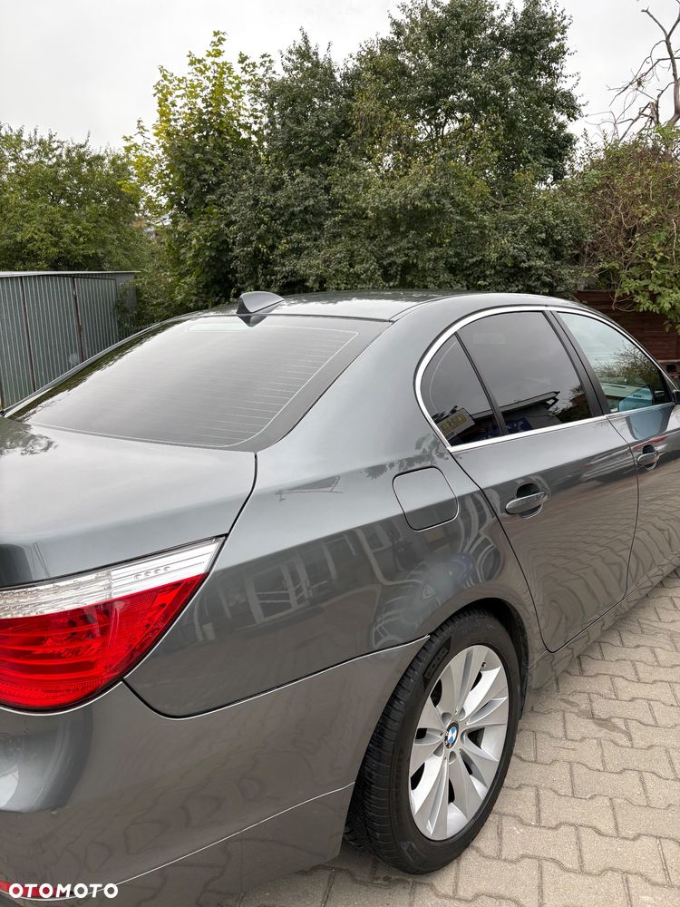 BMW Seria 5 525d - 3