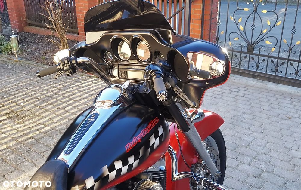 Harley-Davidson Touring Street Glide - 5