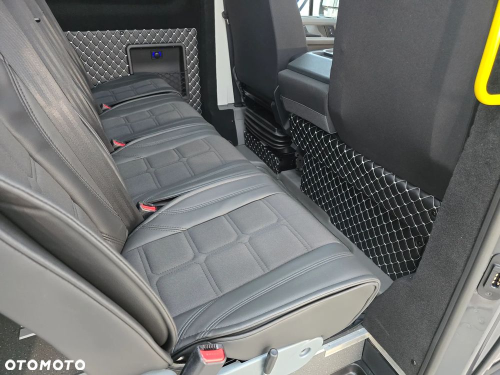 Volkswagen CRAFTER 4 MOTION AUTOMAT-8 Bie TDI 177KM Długi 7-OSOBOWY BOGATA OPCJA WYPOSAŻENIA NAVI KAMERA COFANIA FUL LED LAKIER METALIZOWANY FOTEL KIEROWCY PNEŁMATYCZNY Z MASAZEM SALON PL STAN NOWY NOWY NOWY - 38