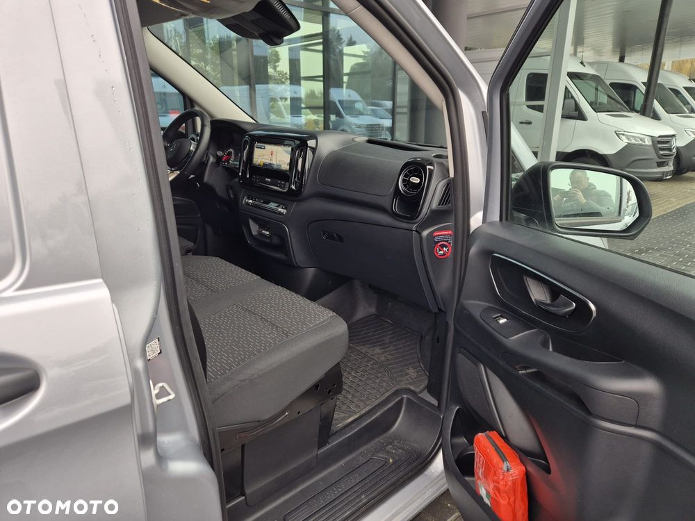 Mercedes-Benz Vito Furgon 119 4x4 SELECT - 11