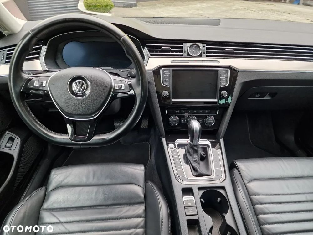 Volkswagen Passat Variant 2.0 TDI Bi-Turbo BMT 4Mot Highline DSG - 13