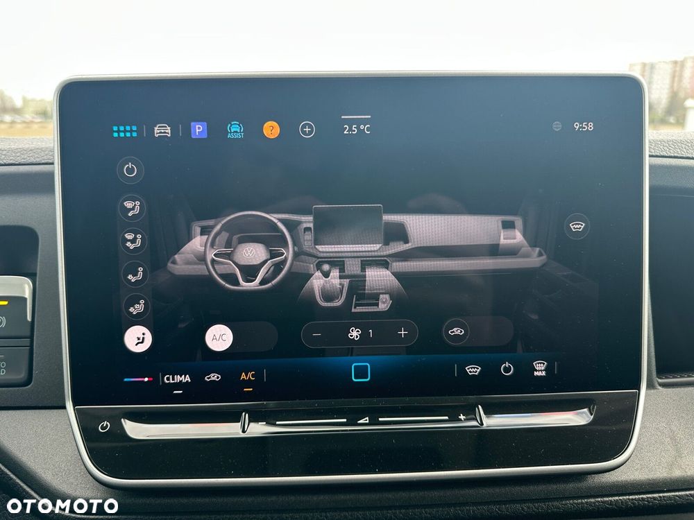 Volkswagen Crafter Crafter 35 Podwozie z pojedynczą kabiną silnik: 2,0 l EURO VI SCR 163 KM / skrzynia biegów: Przedni napęd automatyczna 8-biegowa rozstaw osi: 4490 mm - 14