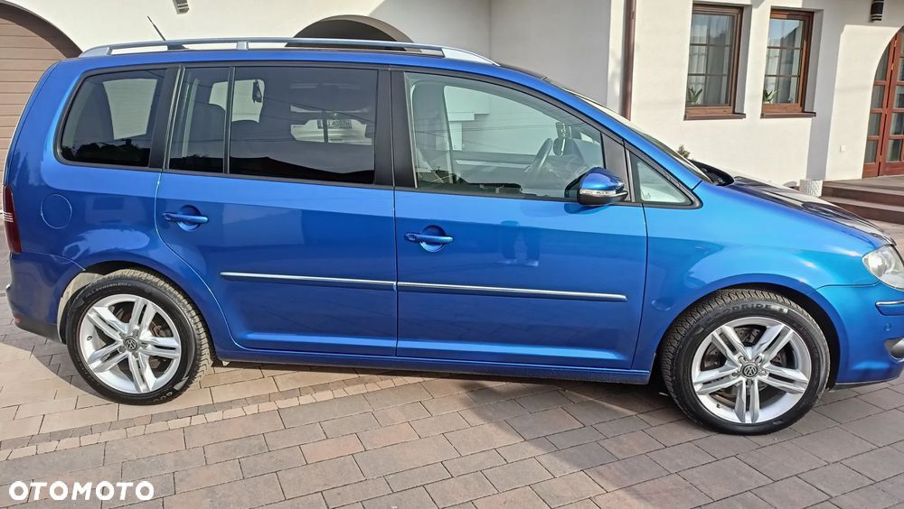 Volkswagen Touran 1.4 TSI Highline DSG - 5