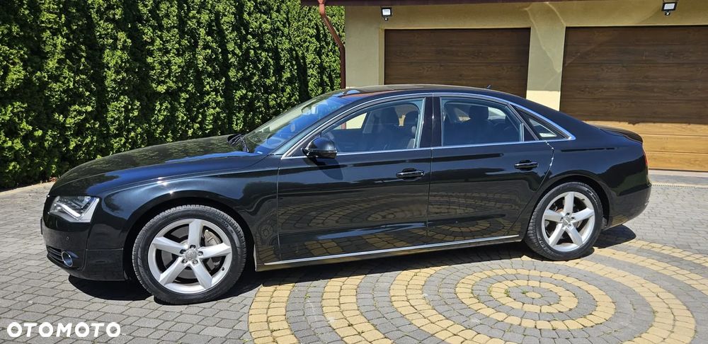 Audi A8 - 2