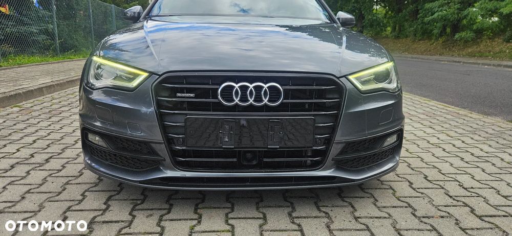 Audi A3 Sportback 2.0 TDI (clean diesel) quattro S tronic S line Sportpaket - 12