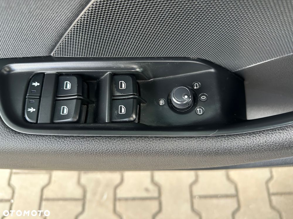 Audi A3 ver-1-4-tfsi-attraction - 17