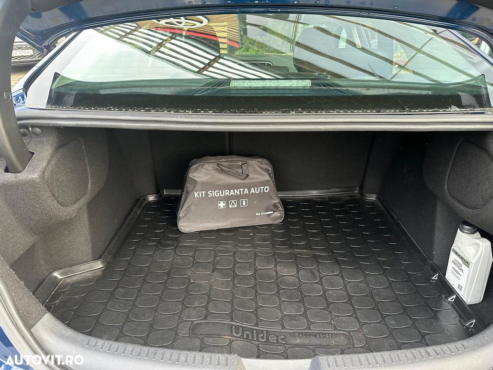 Renault Megane TCe 140 EDC GPF Intens - 14