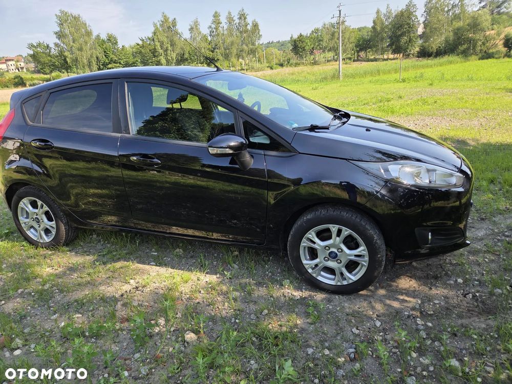 Ford Fiesta 1.25 Champions Edition - 5