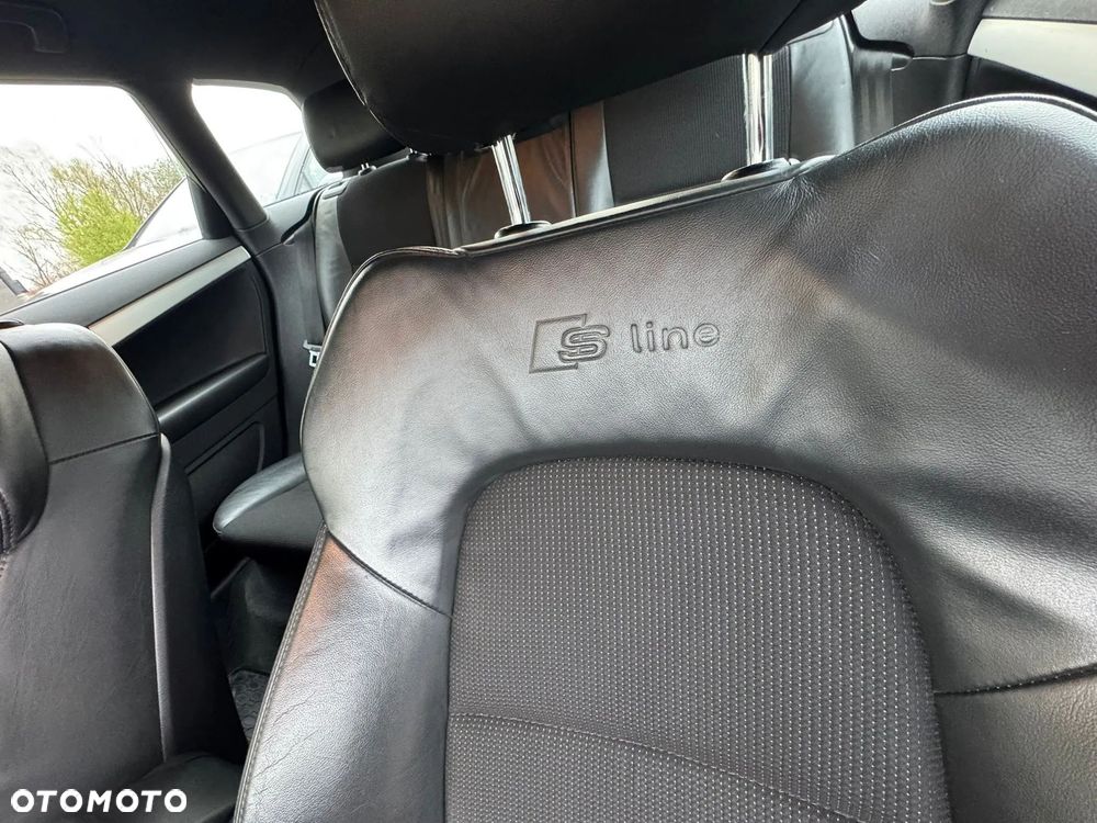 Audi A3 Sportback 2.0 TDI DPF Ambition S tronic - 15