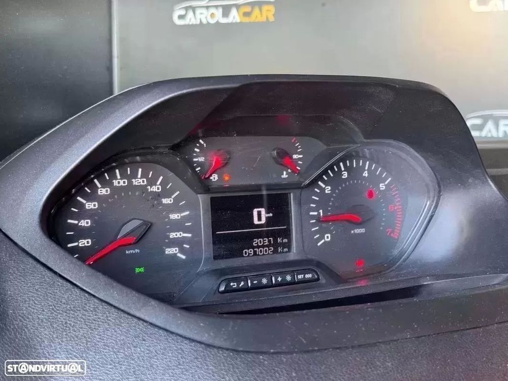 Peugeot PARTNER 1.6 HDI/ NACIONAL/ POUCOS KM/ IVA DEDUTIVEL - 11