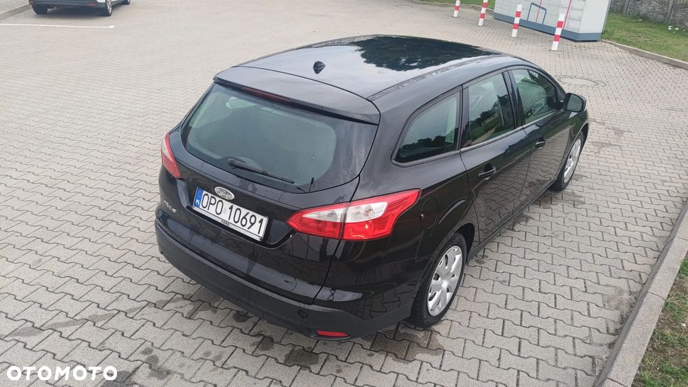Ford Focus 1.6 Edition - 17