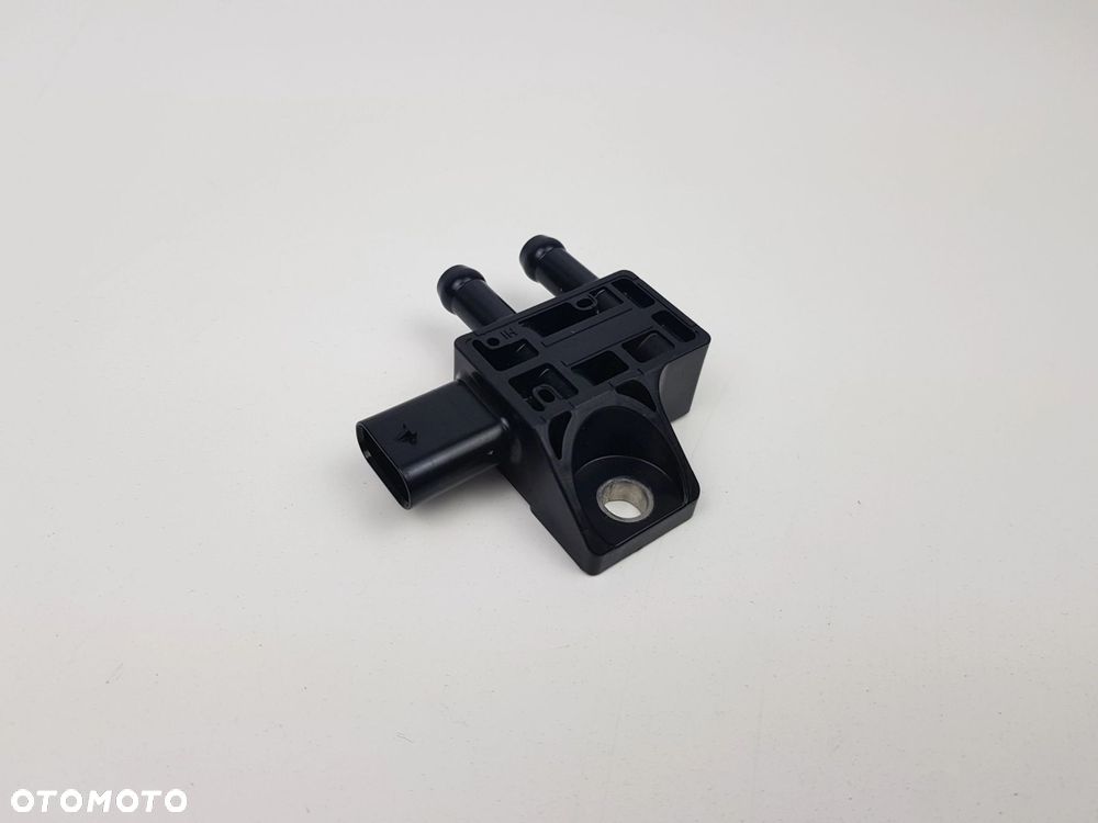 Czujnik ciśnienia spalin DPF BMW F10 F15 F20 F30 F48 G20 MINI F55 8570686 - 7