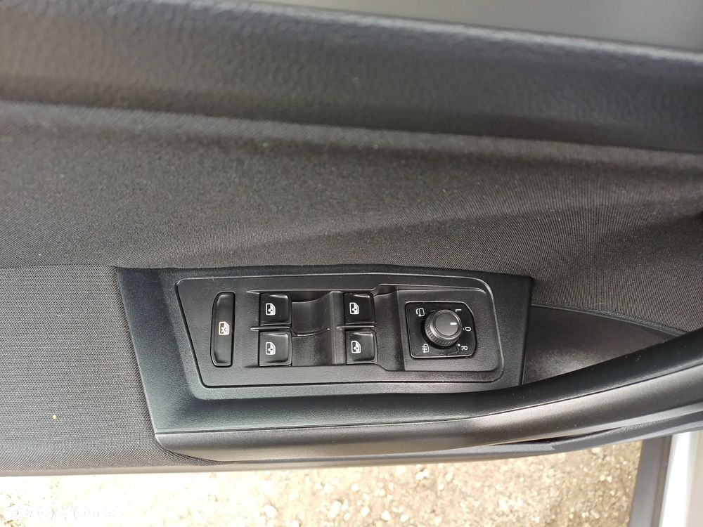 Volkswagen T-Roc 1.0 TSI OPF Style - 16