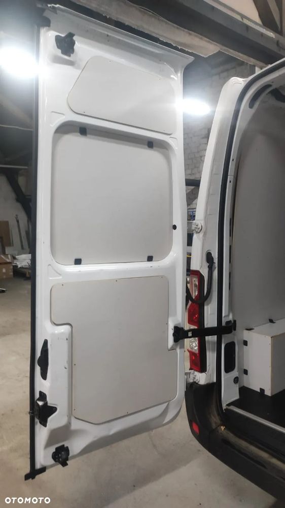 Renault Master III IV 3 4 L3 zabudowa wybicie paki - 3