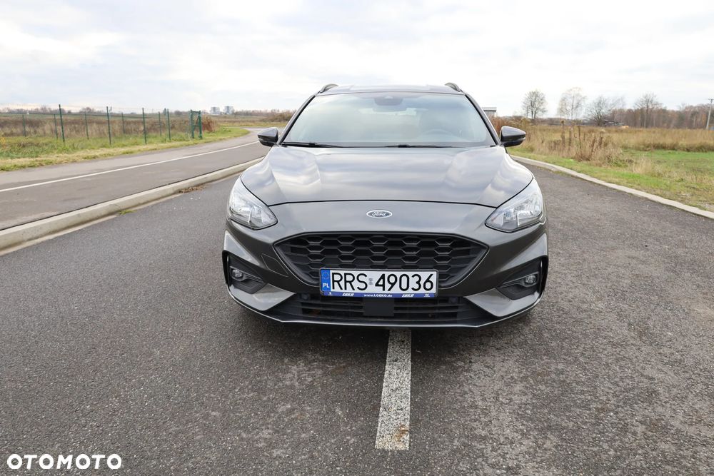 Ford Focus 1.0 EcoBoost ST-Line - 10