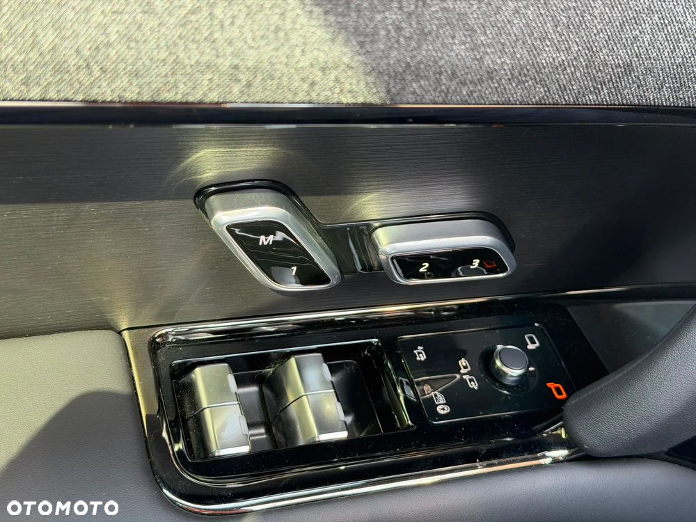 Land Rover Range Rover Sport - 19