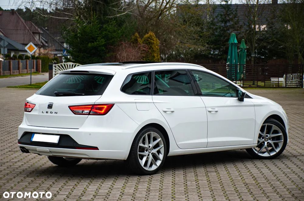 Seat Leon 2.0 TDI DPF Start&Stop DSG FR - 20