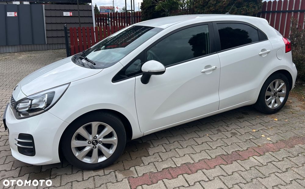 Kia Rio 1.4 Dream Team Edition - 3
