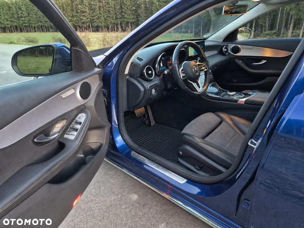 Mercedes-Benz Klasa C 200 d 9G-TRONIC - 10