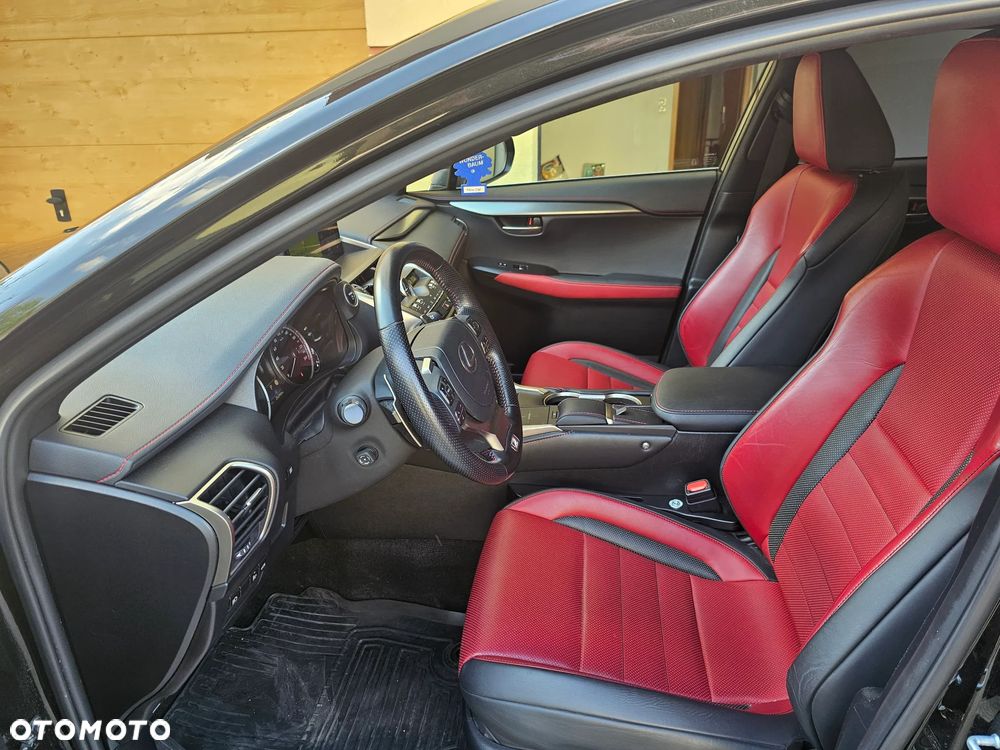 Lexus NX 300h F Sport Edition AWD - 3