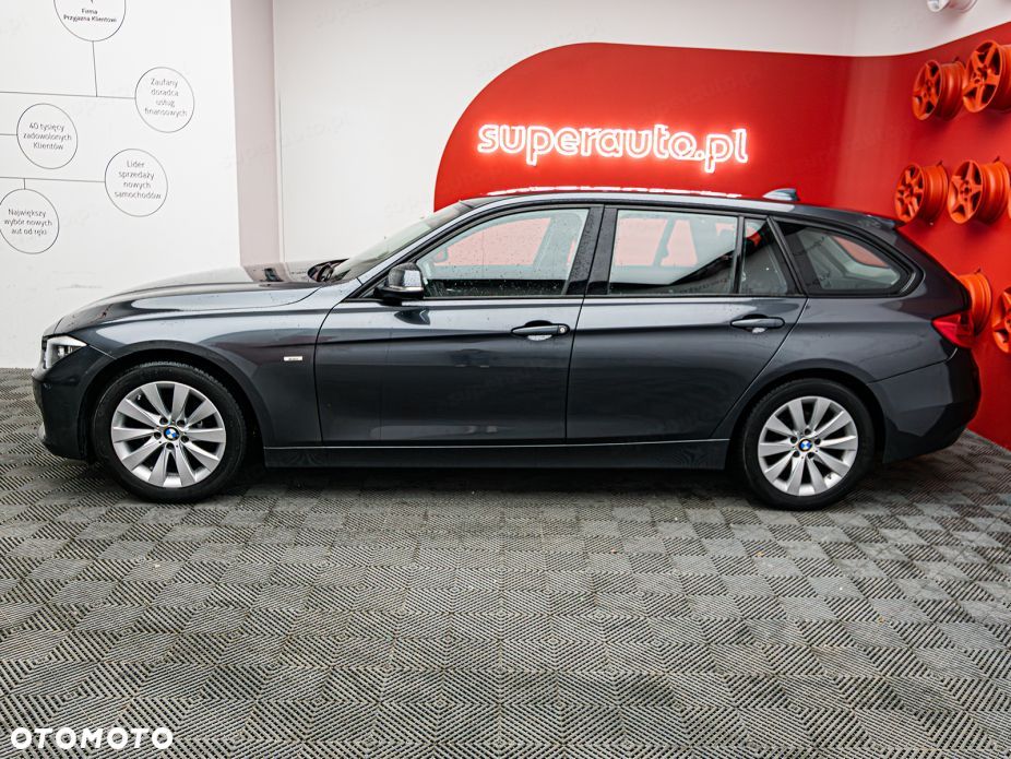 BMW Seria 3 320d - 4