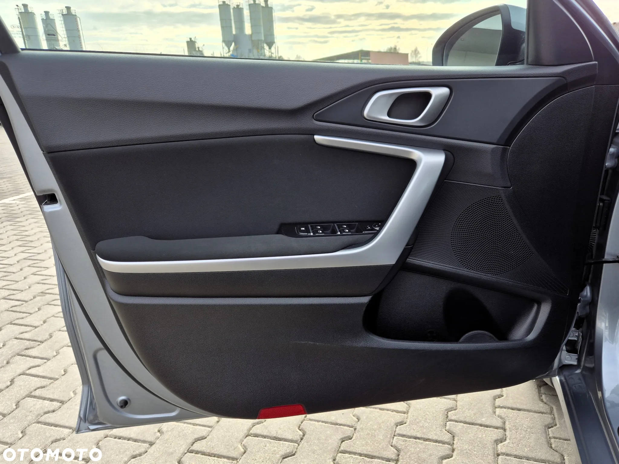 Kia Ceed 1.6 CRDi mHEV S - 9