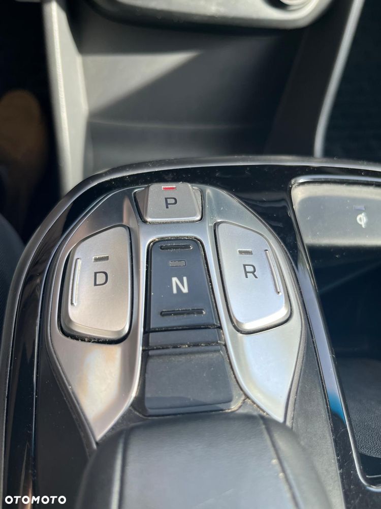 Hyundai IONIQ Premium - 10