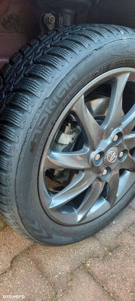 Toyota Yaris Hybrid 100 Selection Passion - 15