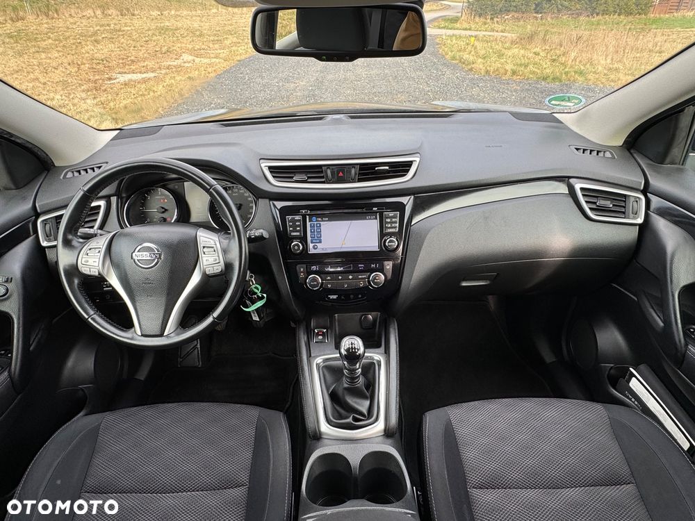 Nissan Qashqai 1.5 dCi DPF visia - 9