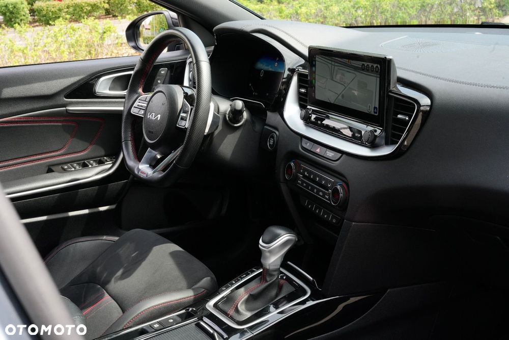 Kia ProCeed - 24