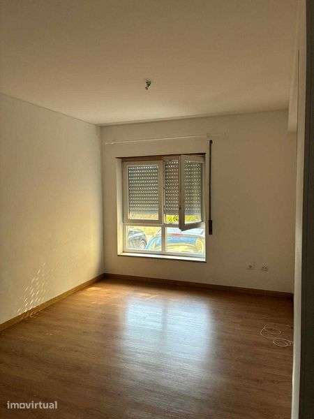 Alugo Apartamento T3 Eiras, Coimbra - Excelentes Acessos - Grande imagem: 3/12