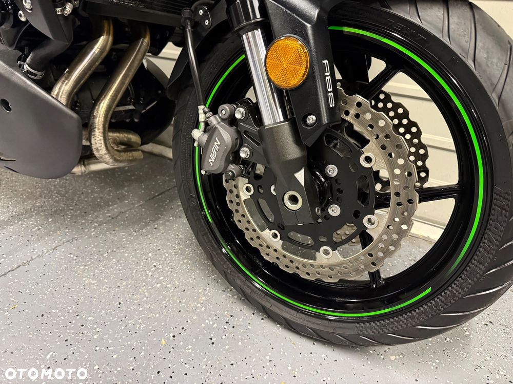 Kawasaki Versys 650 - 13