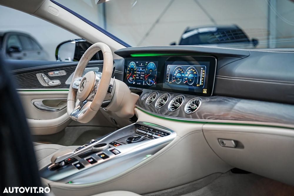 Mercedes-Benz AMG GT 4-door Coupe - 10