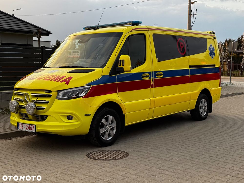 Mercedes-Benz Sprinter - 9