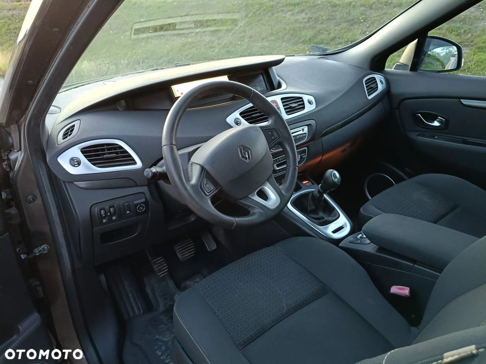 Renault Scenic TCe 130 Dynamique - 15