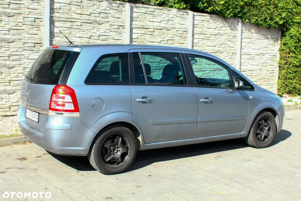 Opel Zafira - 21