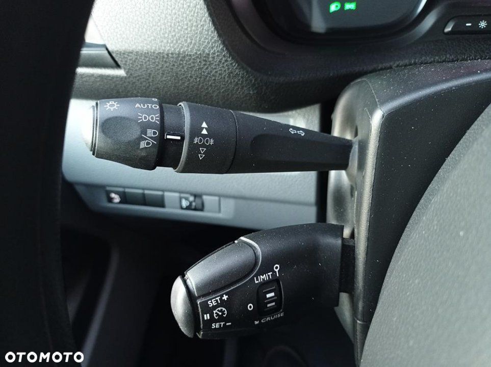 Peugeot expert - 12