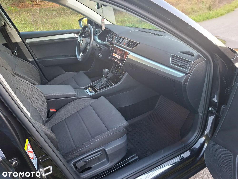 Skoda Superb 2.0 TDI SCR Ambition DSG - 19