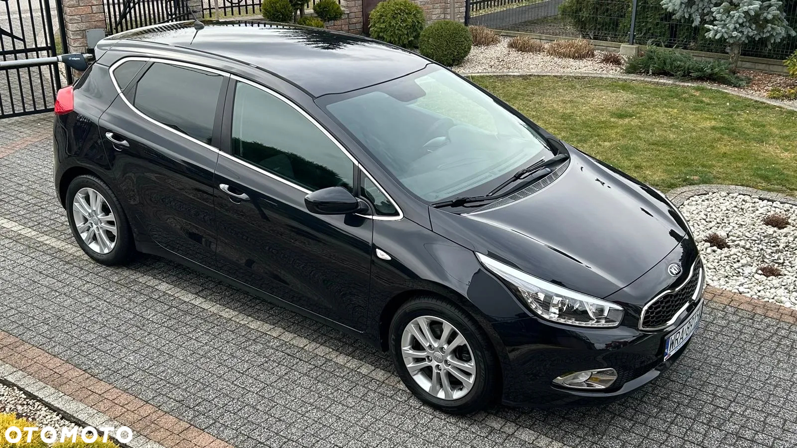 Kia Ceed 1.4 CVVT Dream Team Edition - 10