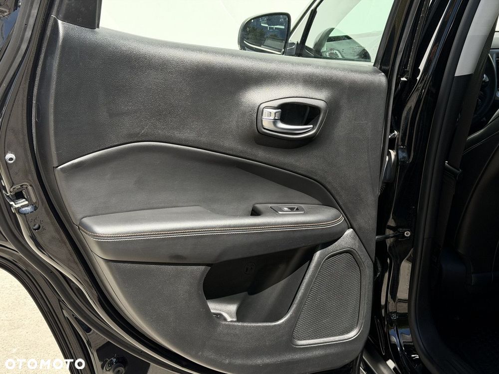 Jeep Compass - 9